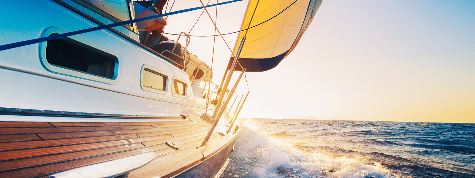 Wk21 // Smooth Sailing Ahead: Secure Your Summer Adventures with Boat Insurance ⛵️🌊